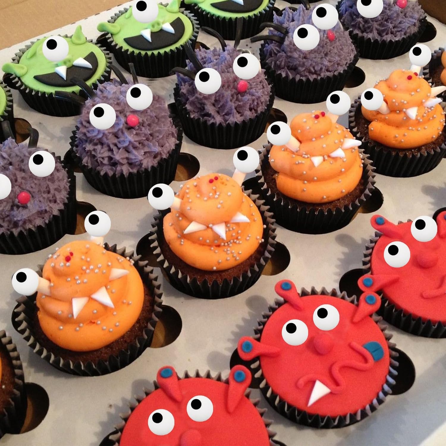 Sarah's Candy Factory Mini Candy Eyes - Edible Sugar Icing for Decorating